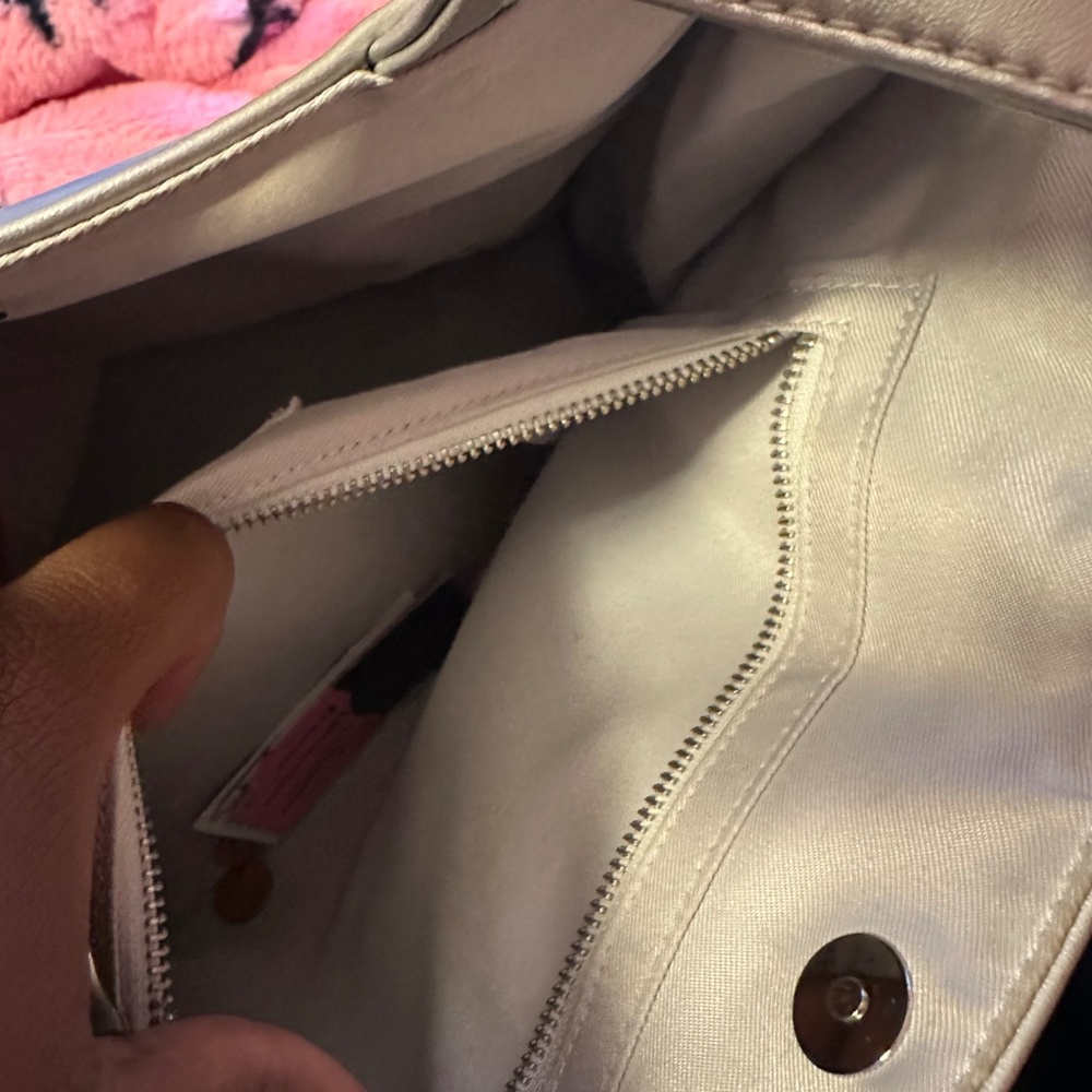 Medium Silver Telfar - image 5